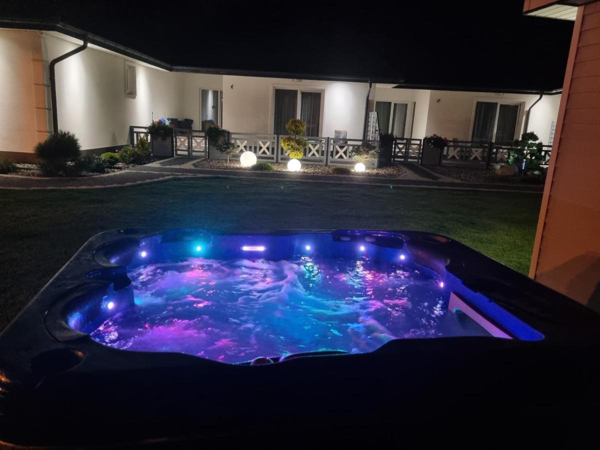 Apartamenty Dzemejra - Jumeirah Ujście-Darłowskie Exterior foto